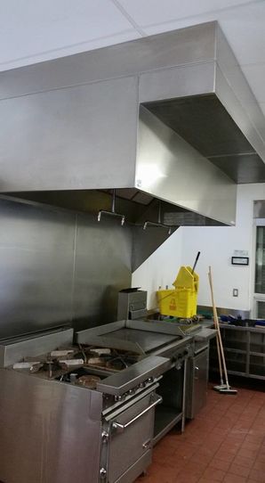 Restaurant Kitchen Deep Cleaning Services in Pico Rivera, CA (2)